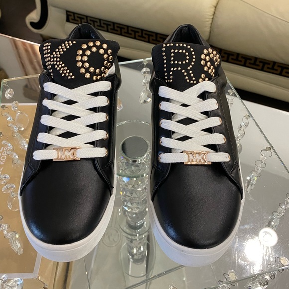 MICHAEL Michael Kors Other - MICHAEL Michael Kors Maven Dottie Kids Sneakers
